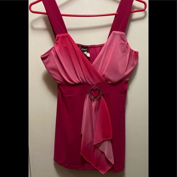 Gidani Top - Picture 1 of 1